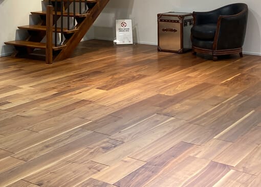 ブラックウォルナットのフローリング：経年変化後