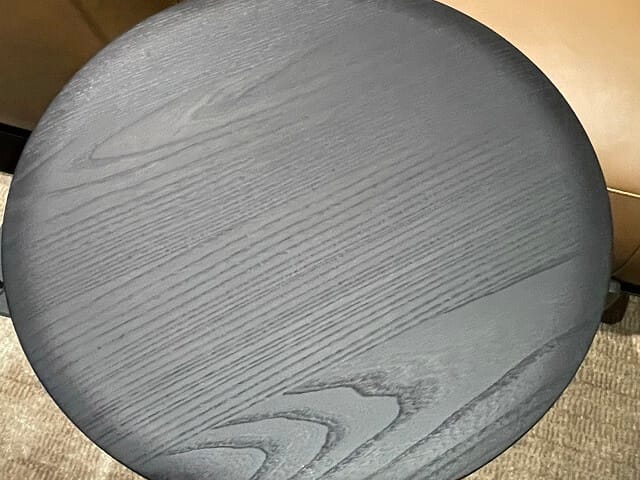 poliformの展示家具（ブラック着色エルム）